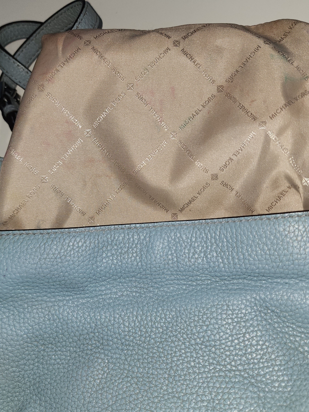 Michael Kors Light Blue Pebbled Leather Shoulder Bag MK Charm Silver Preowned - Picture 8 of 16